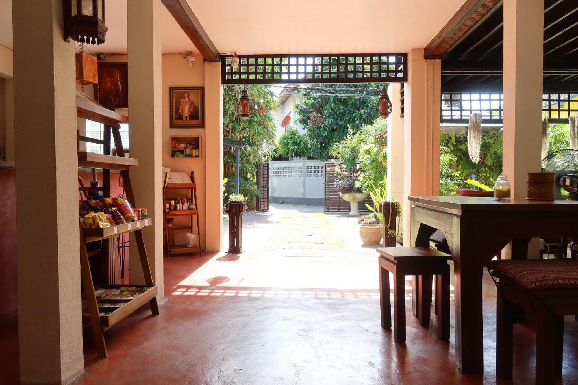 Banjai Garden Guesthouse Chiang Mai Dış mekan fotoğraf